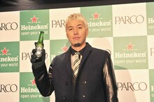 フォトセッションに応じるILMARI。