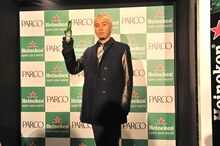 フォトセッションに応じるILMARI。