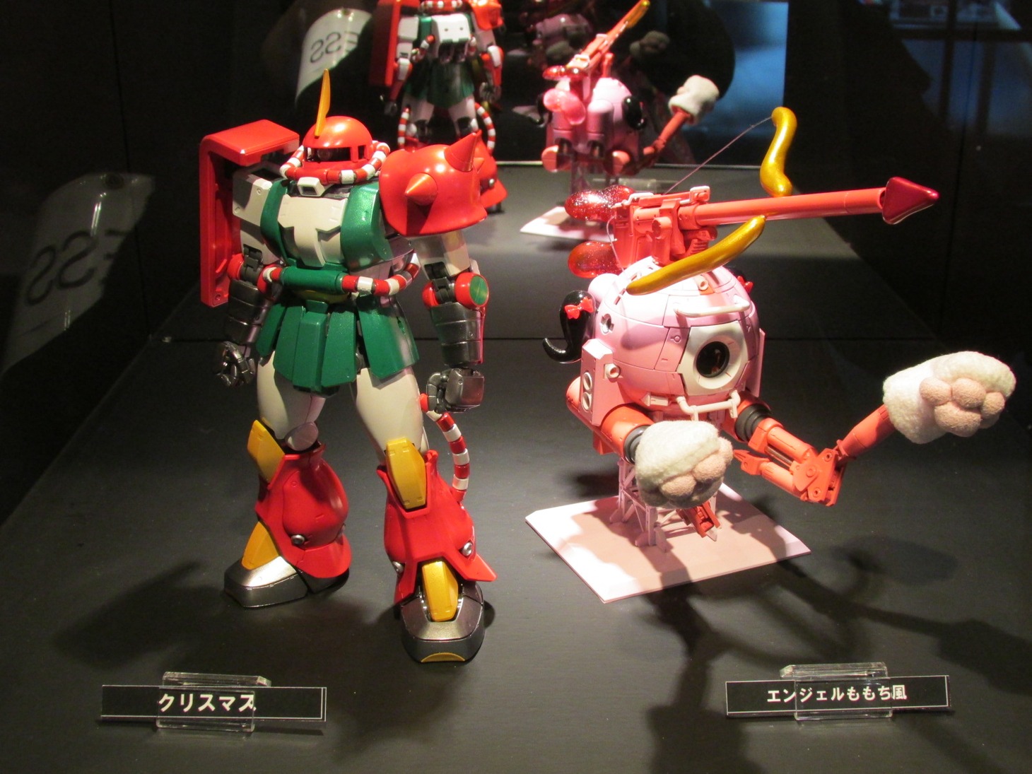 嗣永桃子（Berryz工房）、真野恵里菜の作品。