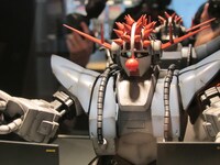 DJ LOVE（SEKAI NO OWARI）の作品「SEKAI NO OWARI DJ LOVE専用ジオング」。