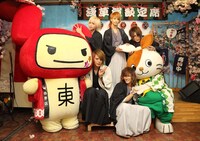 左から台東くん、ダウトの面々、新にゃか。