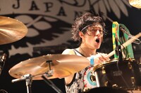 Bunta（Dr）（撮影：Masanori ［LIVEPHOTOBANK］）