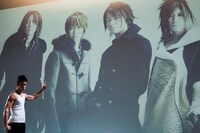 テレビCM「GLAYの倒し方」のワンシーン。