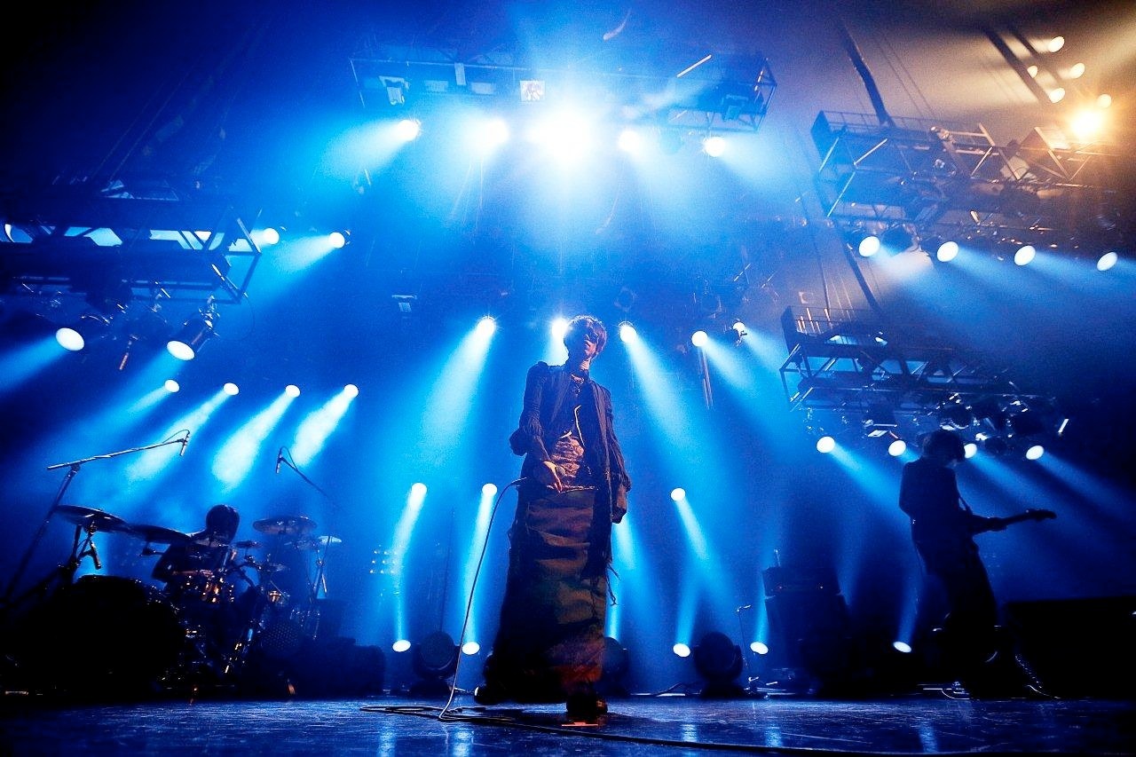 2012年11月に開催された「acid android live 2012」ツアーファイナルの様子。（撮影：岡田貴之）