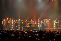 「在日ファンク『連絡』発売記念ツアー」の模様。 (C)高田梓