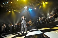 「在日ファンク『連絡』発売記念ツアー」の模様。 (C)高田梓