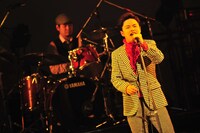 「在日ファンク『連絡』発売記念ツアー」の模様。 (C)高田梓