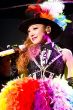 さいたまスーパーアリーナ公演での西野カナ。