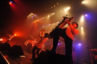 東京スカパラダイスオーケストラが本日11月28日に行ったShibuya O-EAST公演の模様。（Photo by 野田雅之）