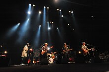 「くるりワンマンライブツアー2012～国民の性欲が第一～」渋谷公会堂公演の模様。