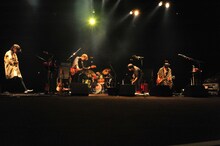 「くるりワンマンライブツアー2012～国民の性欲が第一～」渋谷公会堂公演の模様。