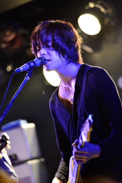 カナタタケヒロ（Vo, G）（photo by 橋本塁 [SOUND SHOOTER & STINGRAY]）