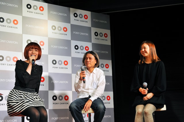 写真左から南波志帆、矢野博康、吉田ユニ。