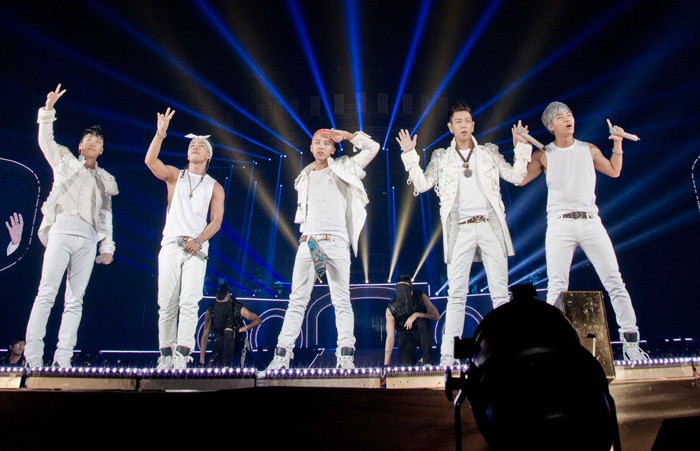 写真左からV.I、SOL、G-DRAGON、T.O.P、D-LITE。