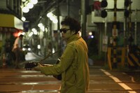 映画「トーキョードリフター」のワンシーン。