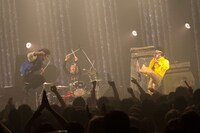 「N'夙川BOYS TOUR 2012“24HOUR DREAMERS ONLY！～でっかい でっかい 夢を見よう～”」東京公演の様子。（撮影：阿久津正義）