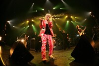 カラーボトルと我武者羅應援團。