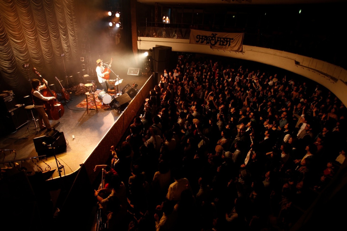 「Lonesome Caravan 1st TOUR」最終公演の様子。 （photo by susie）