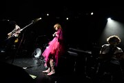 「花はここに咲いています」リリース記念ワンマンライブの様子。 （撮影：橋本塁）