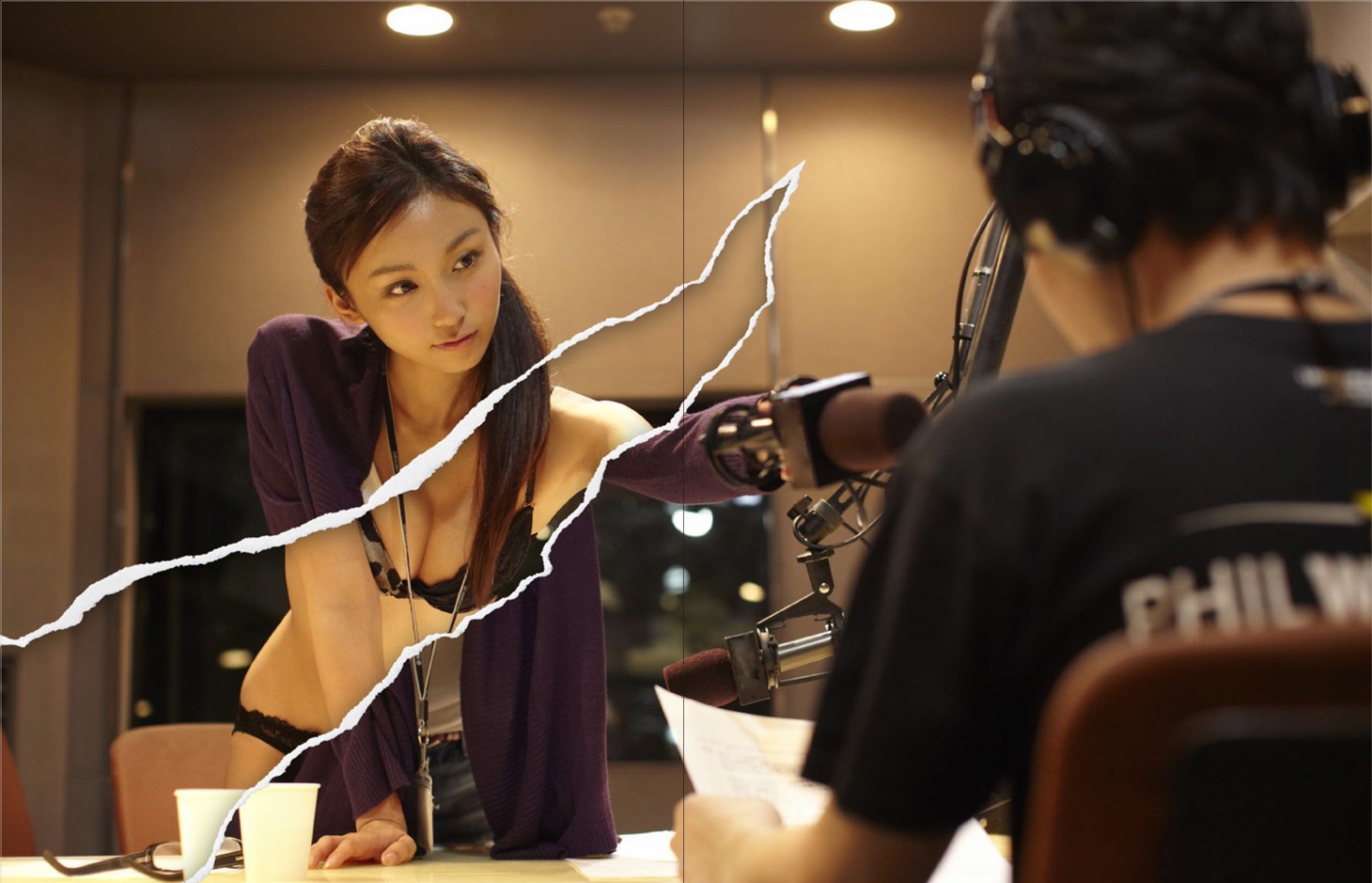 単行本にはセクシーな吉木のグラビアが満載。