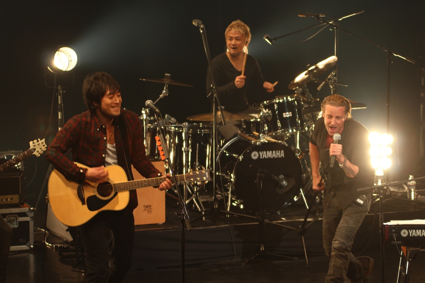 TRIPLANEとダニエル・パウターのセッションの様子。