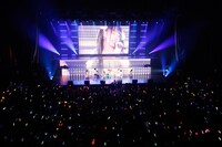 「私立恵比寿中学年忘れ大学芸会『エビ中のジャングル大冒険』」の様子。