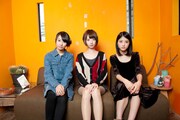 左から桜井玲香、橋本奈々未、若月佑美。
