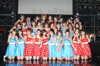 東京・中野サンプラザホール公演直前の会見の模様。