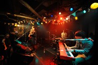 12月14日のライブの模様（撮影：高田梓）。