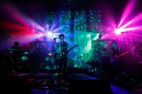 「TOUR 2012 "ALGORHYTMIQUE"」NHKホール公演の様子。 （撮影：上飯坂一）