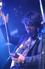 高橋晃（yes, mama ok? / 写真は「俺たち"YES!" vol.1」の様子）