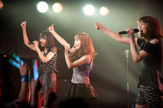 本日12月19日に行われたワンマンライブ「Negicco Christmas Story」の様子。