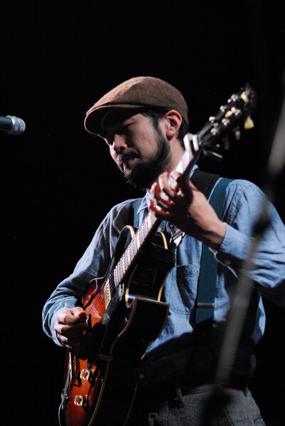 柳下“DAYO”武史（G）（撮影：KAZUHARU IGARASHI）