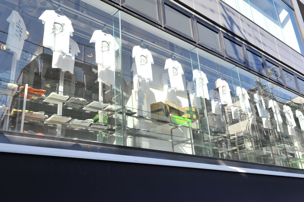 原宿BEAMS Tの様子。