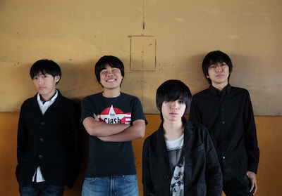 ヘンリーヘンリーズ（写真左が波多野純）