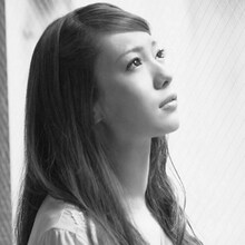 曽根由希江「愛しい人」ジャケット写真