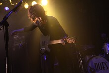 氏原ワタル（Vo, G）（Photo by shimbo yuki）