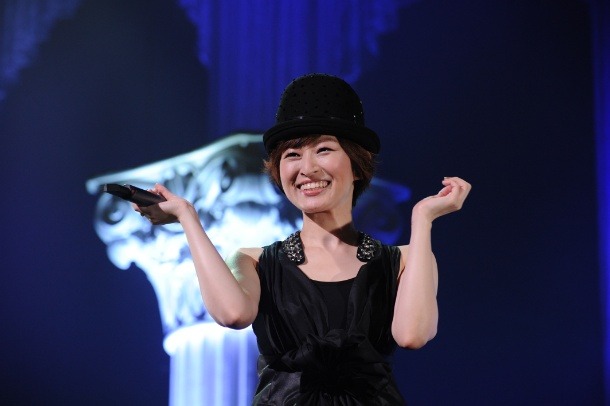 島袋寛子
