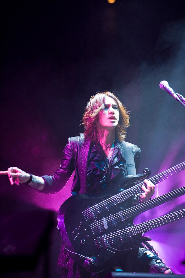 SUGIZO（G, Violin）