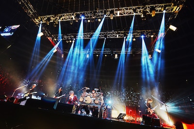 LUNA SEAが12月23日に行った大阪城ホール公演の様子。