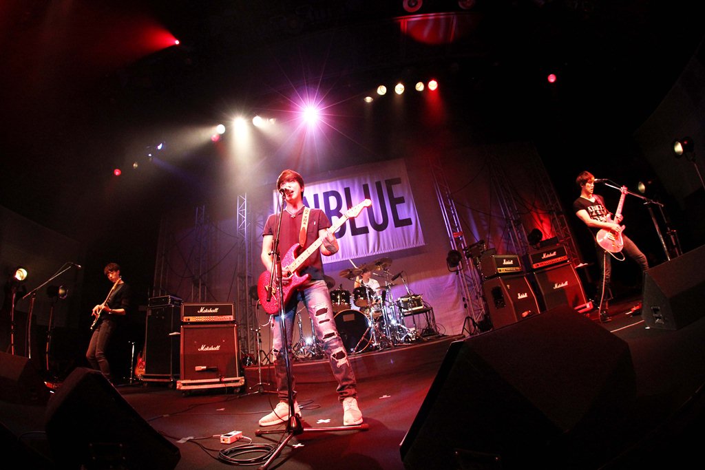 CNBLUE