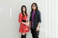 茅原実里（写真左）と室屋光一郎。