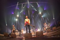 12月21日の神奈川県民ホール公演の模様。