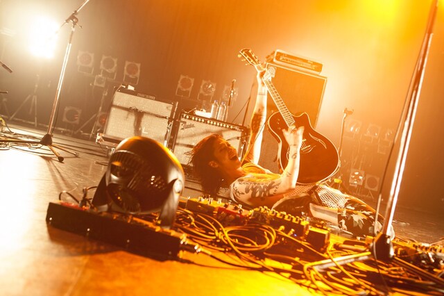 「MIYAVI Tour 2012 "GANRYU"」Shibuya O-EAST公演の模様。（C）Yosuke Torii