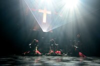 12月20日に行われたBABYMETAL赤坂BLITZ公演の様子（Photo by Taku Fujii）。