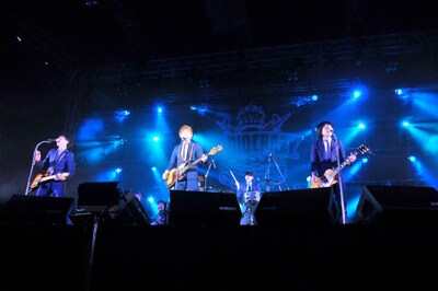 本日12月29日に大阪「RADIO CRAZY」でLステージのトリを務めたTHE BAWDIES。