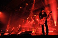 本日12月29日に大阪で開催された「RADIO CRAZY」の様子。