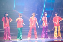 リハーサル中のももいろクローバーZ。