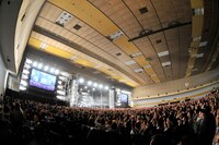 本日12月29日に大阪で開催された「RADIO CRAZY」の様子。