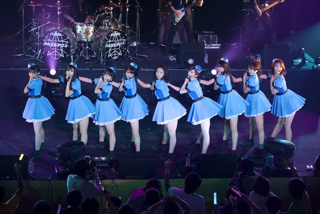 12月28日に行われた「ぱすぽ☆ 渋谷公会堂ワンマンライブ」の様子。